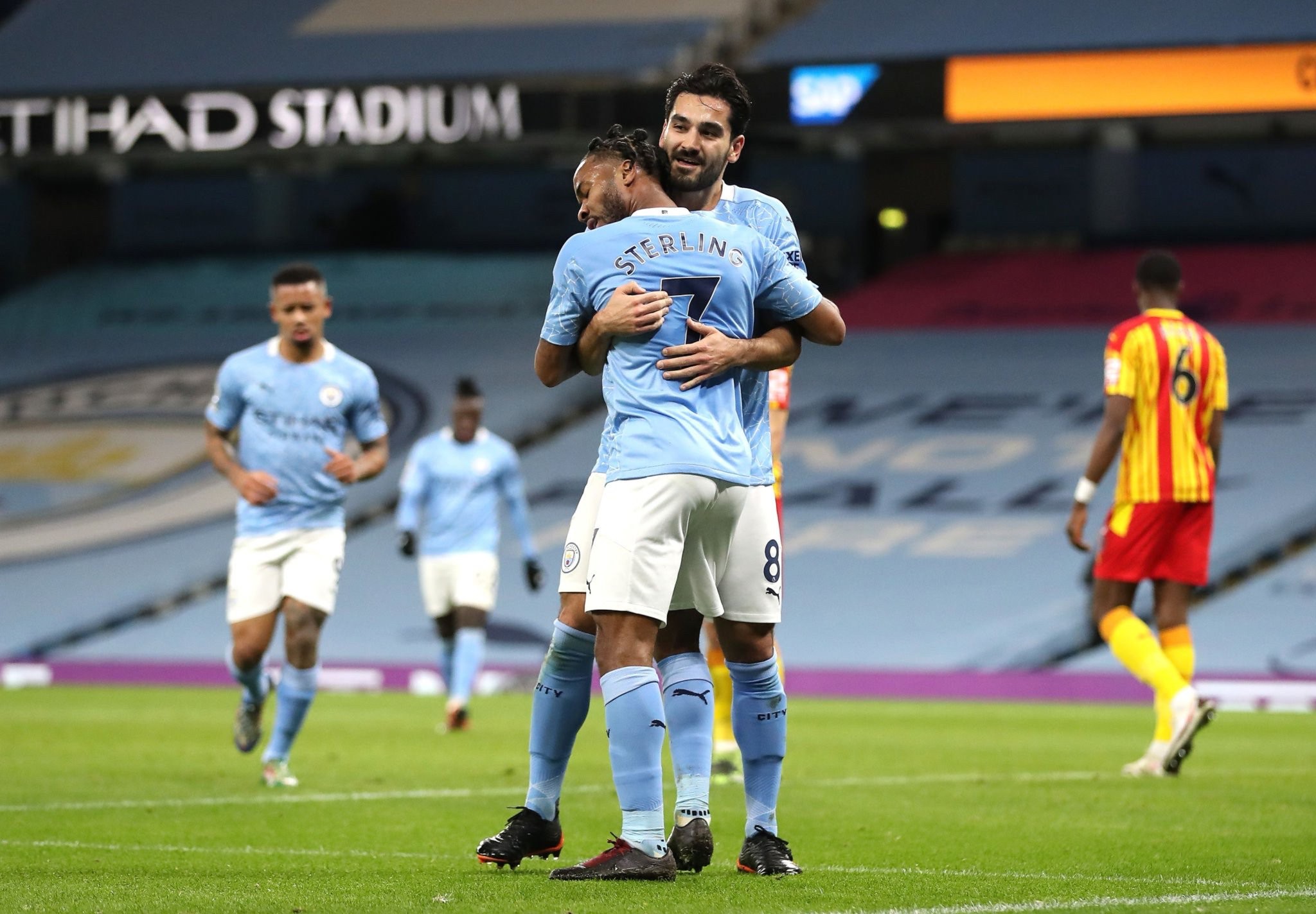 具备政策法 具备政策法